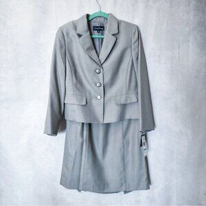 Evan Picone Skirt Suit 2-PC Notch Collar Faux Pockets Light Gray Size 16P